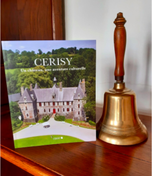 [Chronique] Cerisy, Un château, une aventure culturelle